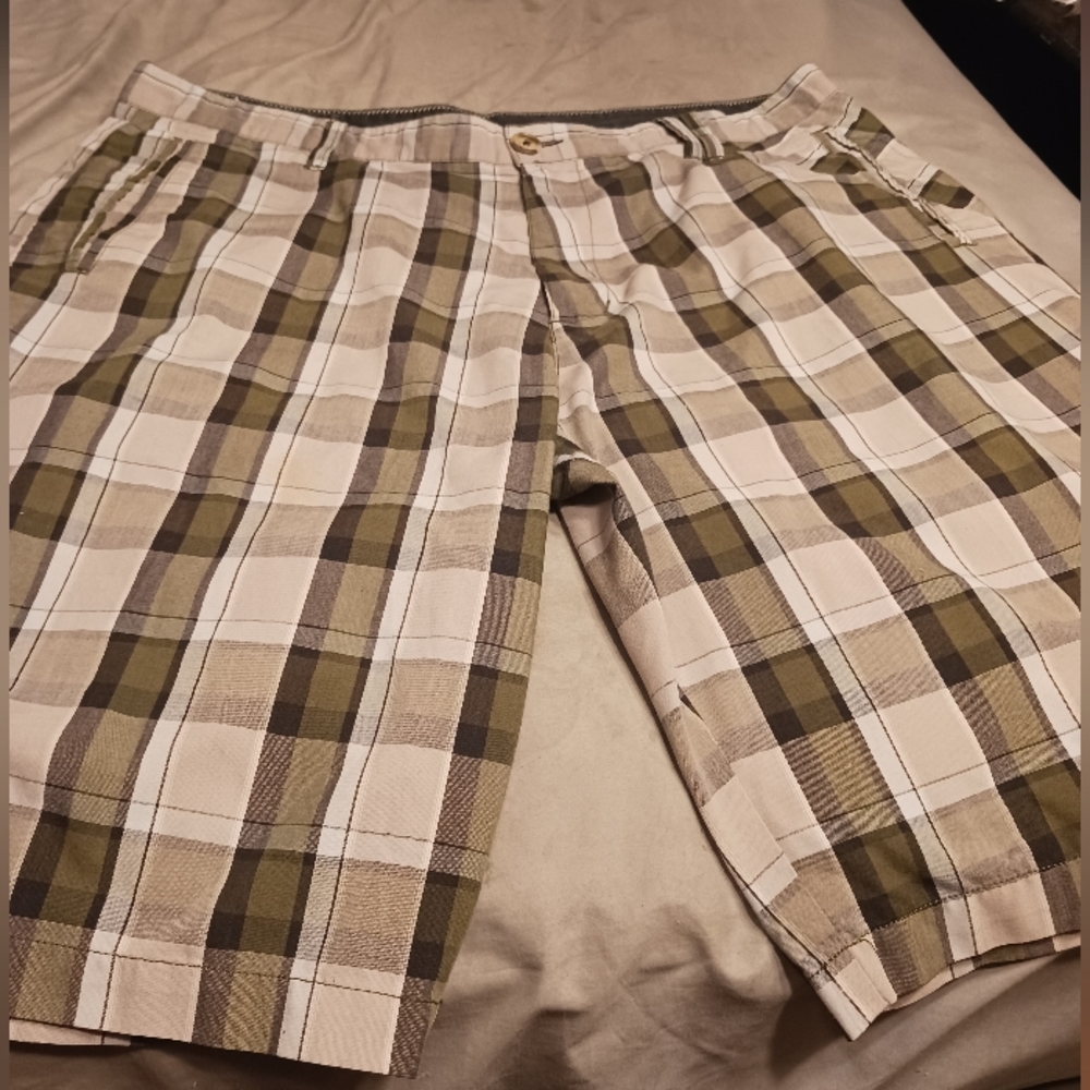 Volcom shorts Size 40